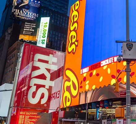 creative led display application shopping mall